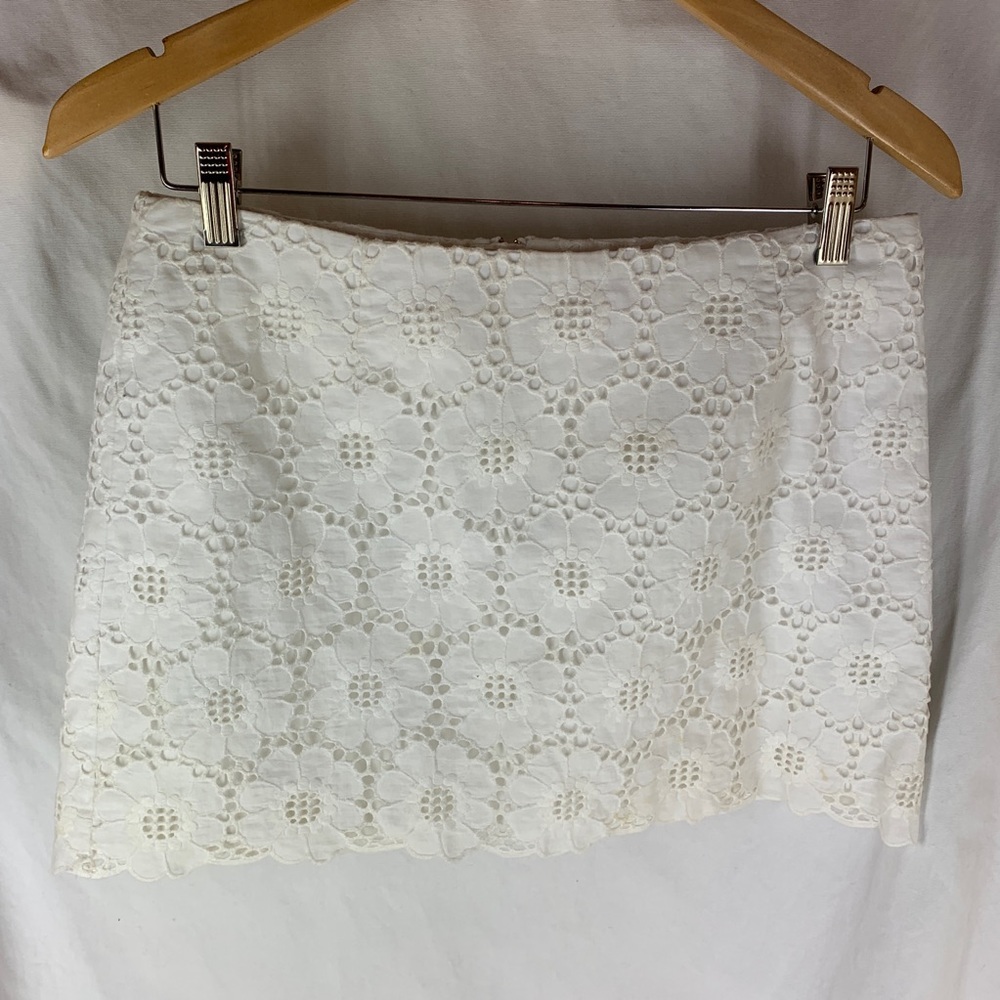SOLD ON EBAY LILLY PULITZER eyelet skirt